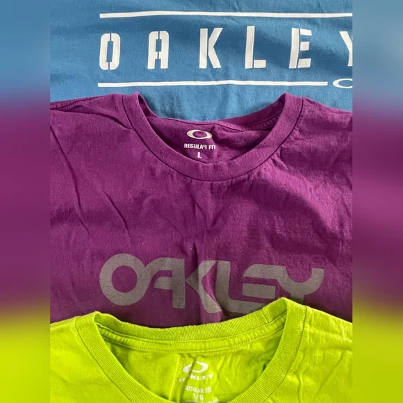 Oakley Mens Graphic T-Shirts Bundle Size Large Regular Fit- Green, Blue, Purple - Picture 3 of 6